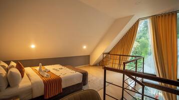 In-room safe, blackout curtains, soundproofing, iron/ironing board