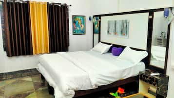 Deluxe Double Room, Garden View | Free WiFi