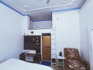 Comfort Double Room, Garden View | Bathroom