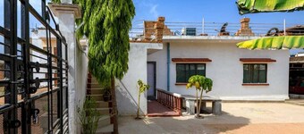 EASTERN GATE HOMESTAY