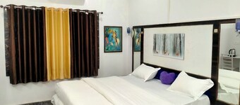 EASTERN GATE HOMESTAY