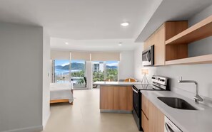 Fridge, microwave, oven, stovetop - Amazing beachfront studio Jacó! (Jacó)