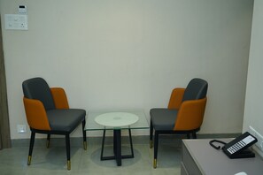 Desk, laptop workspace, free WiFi
