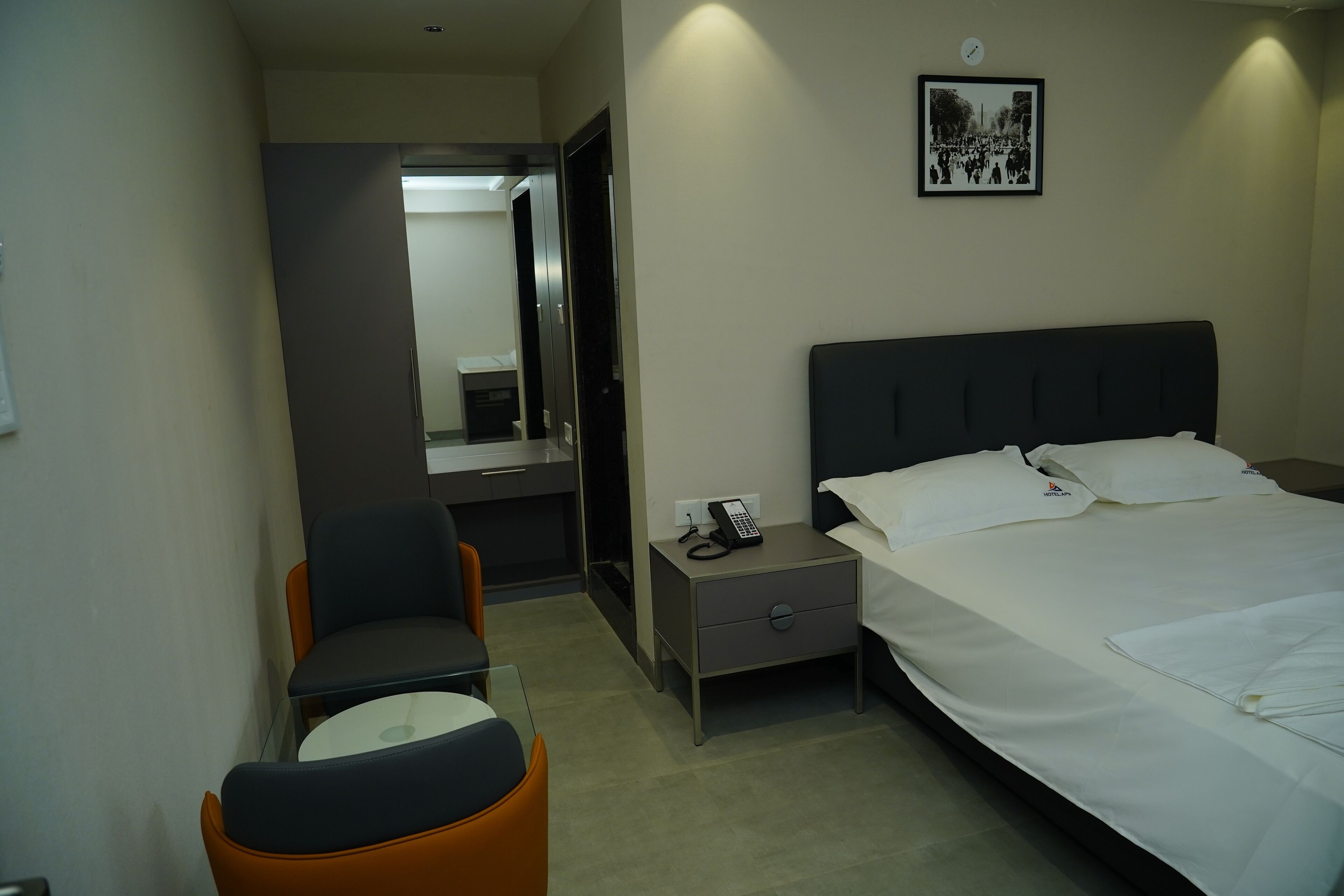 ファミリー ダブルルーム シティビュー | デスク、ノートパソコン用作業スペース、WiFi (無料)