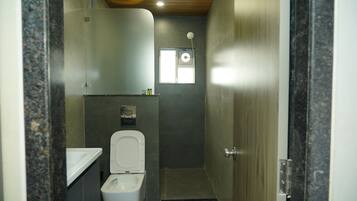 Dusche, Handtücher, Seife, Shampoo