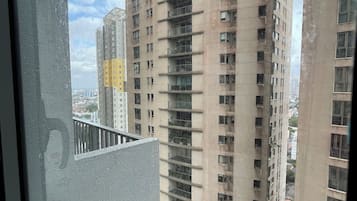 Deluxe Apartment, 2 Bedrooms, Kitchen, City View | Soundproofing, iron/ironing board, free WiFi