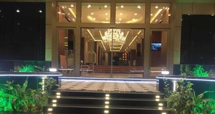 Alhamra Vivid Aparthotel By Checkmyguest