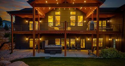 Ironwood Estate | Indoor Pickleball & Sports Court