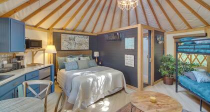 Unplugged Retreat! Unique Yurt w/ Deck in Smokies