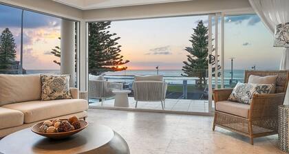 4-bedroom Apart in Manly - Beachfront