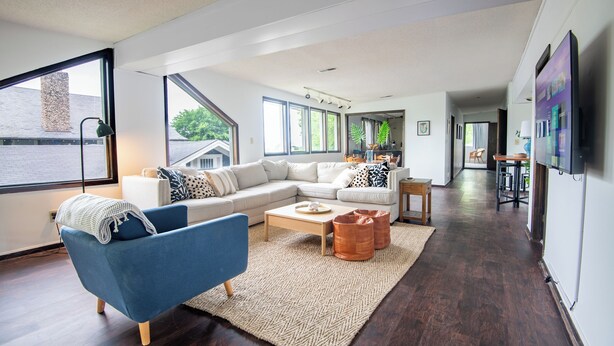 Unclassified image, 1 of 40, button - Tri-City Terrace – 3 Units/Groups/Games/Fun (Birmingham)