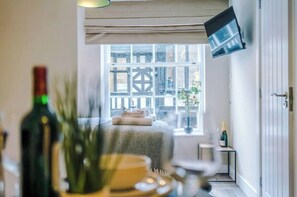 Apartment | In-room dining