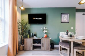 Apartment | Living area