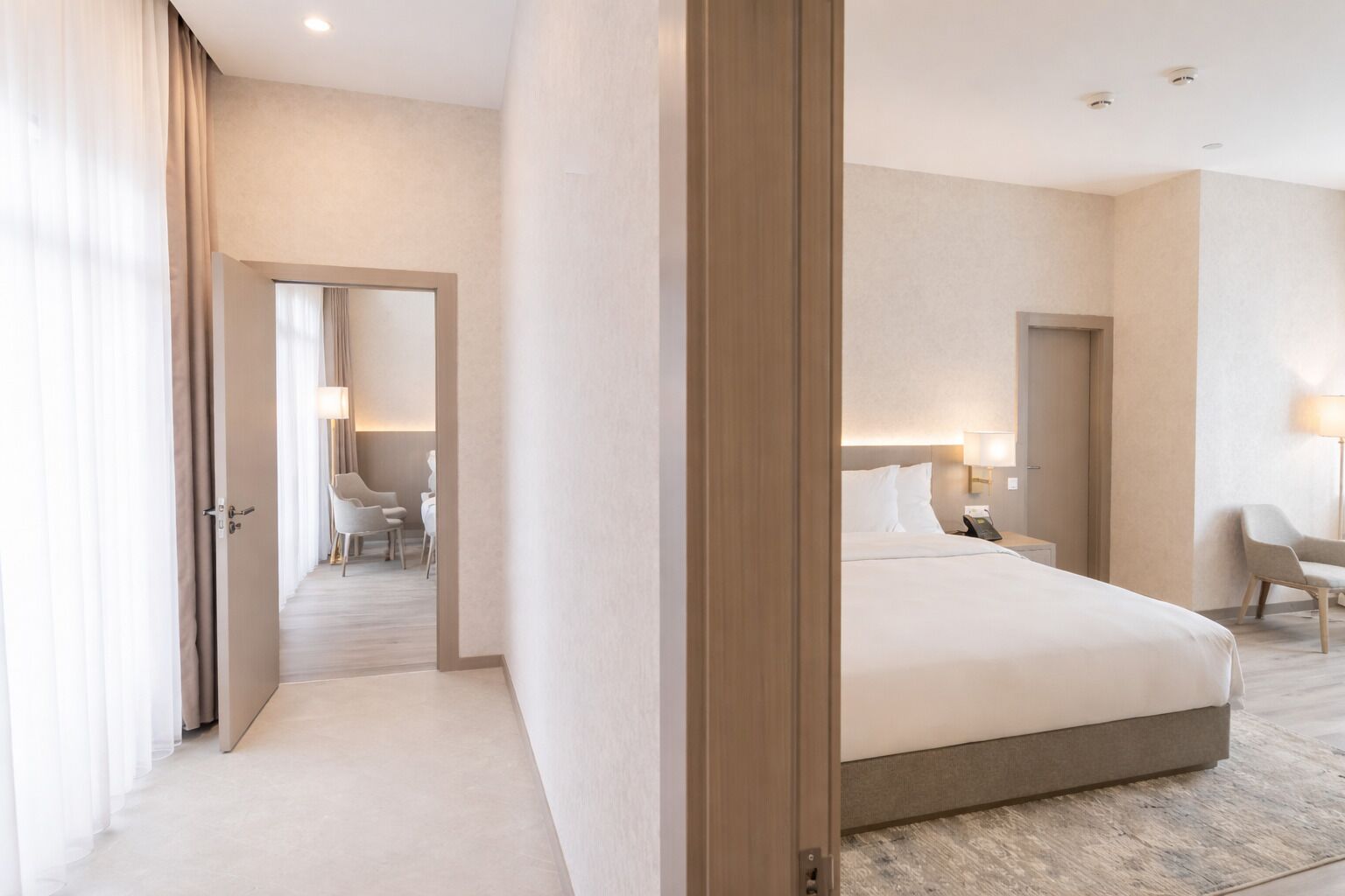 Suite – premium | Skrivebord, blendingsgardiner, strykejern/-brett og wi-fi (inkludert)