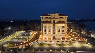 Yevlakh City Hotel