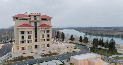 Yevlakh City Hotel