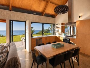 Interior - Pah Road Estate -Onetangi Sea Views (Waiheke Island)