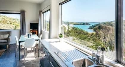 Delamore Cove by Stay Waiheke