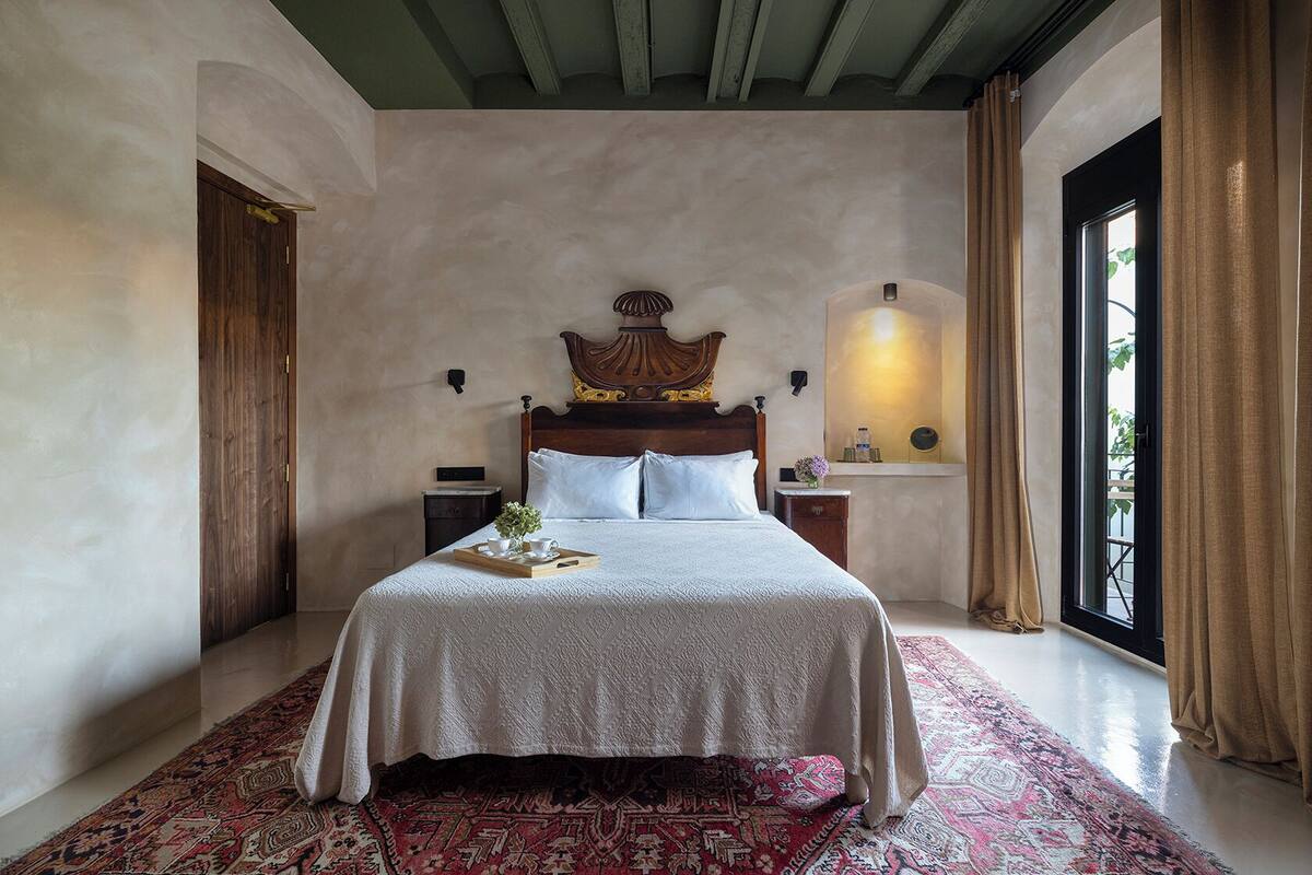 Deluxe Double Room, Balcony, Garden View | In-room safe, iron/ironing board, free WiFi