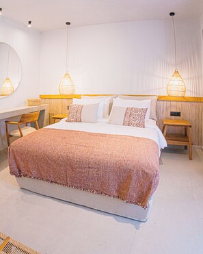 Deluxe Triple Room, Balcony, Sea View | Blackout drapes, soundproofing, iron/ironing board, free WiFi
