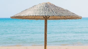 Beach nearby, sun-loungers, beach umbrellas, beach towels