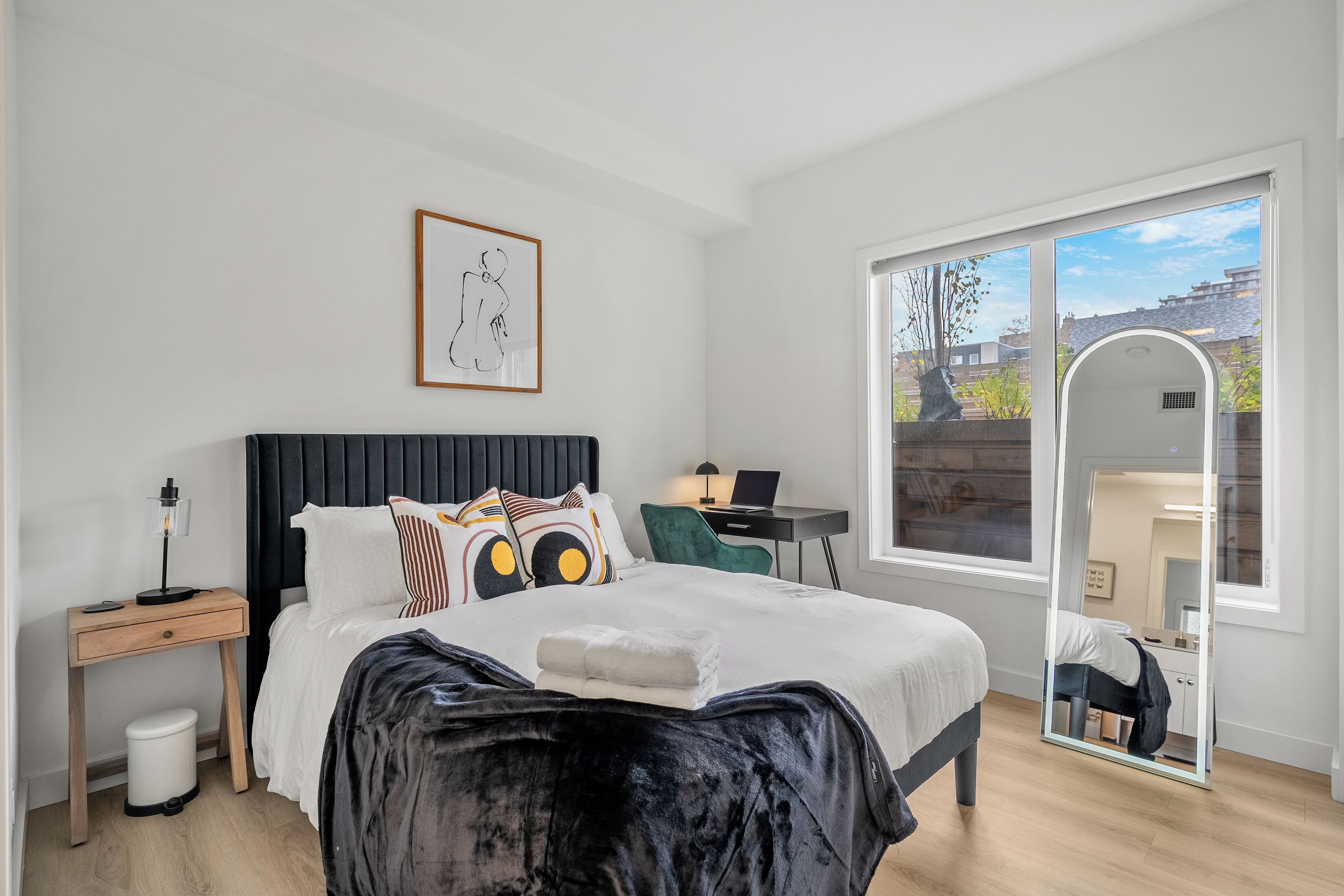 2 slaapkamers, een strijkplank/strijkijzer, wifi, beddengoed