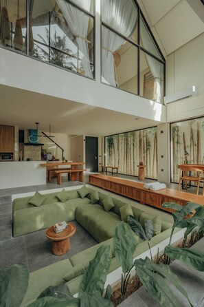 Living area - Moon Rock Villas (Batubulan)