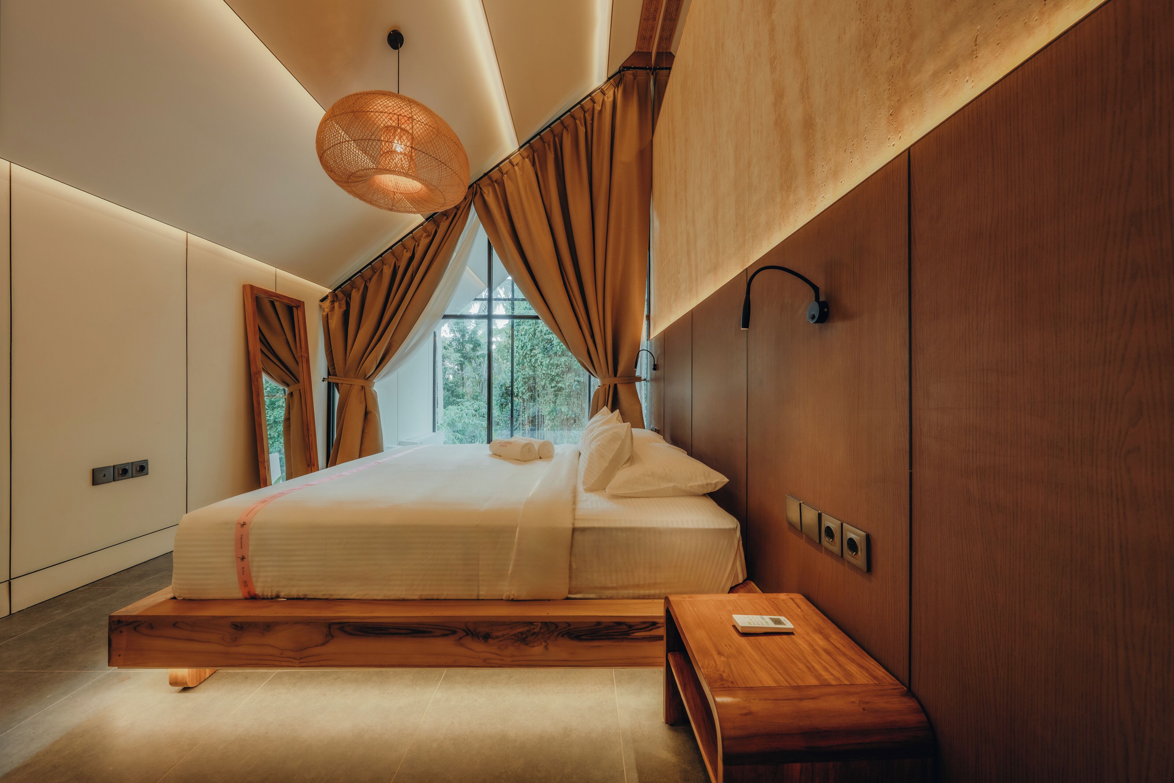 遮光窗帘、隔音、熨斗/熨衣板、免费 WiFi