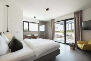 4 bedrooms, iron/ironing board, travel crib, WiFi