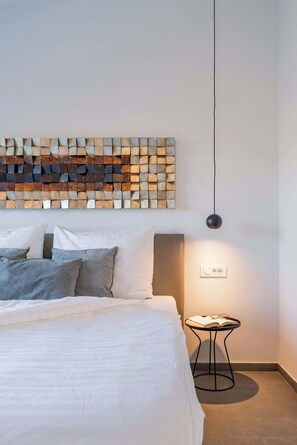 2 bedrooms, iron/ironing board, travel crib, WiFi