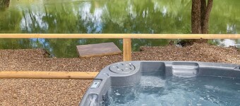 Waterside Lodge (Pet)