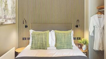 2 bedrooms