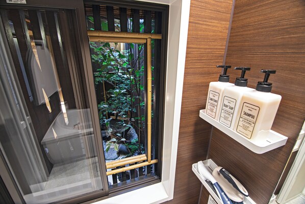 Bungalow | Bathroom