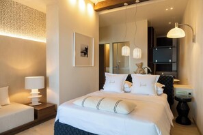 2 bedrooms, iron/ironing board, travel cot, free WiFi - My Cave Blue | Iconic Designer Villa by the Sea (Rethymno)