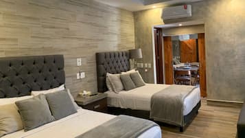 3 bedrooms, iron/ironing board, Internet, bed sheets