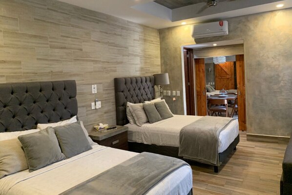 3 bedrooms, iron/ironing board, Internet, bed sheets