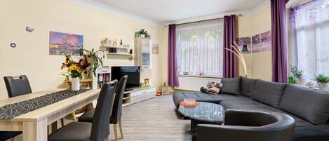 Téléviseur, lecteur de DVD, chaßne audio