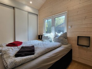 2 bedrooms, Internet