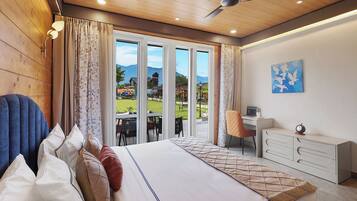 Villa, Hill View | Iron/ironing board, free WiFi