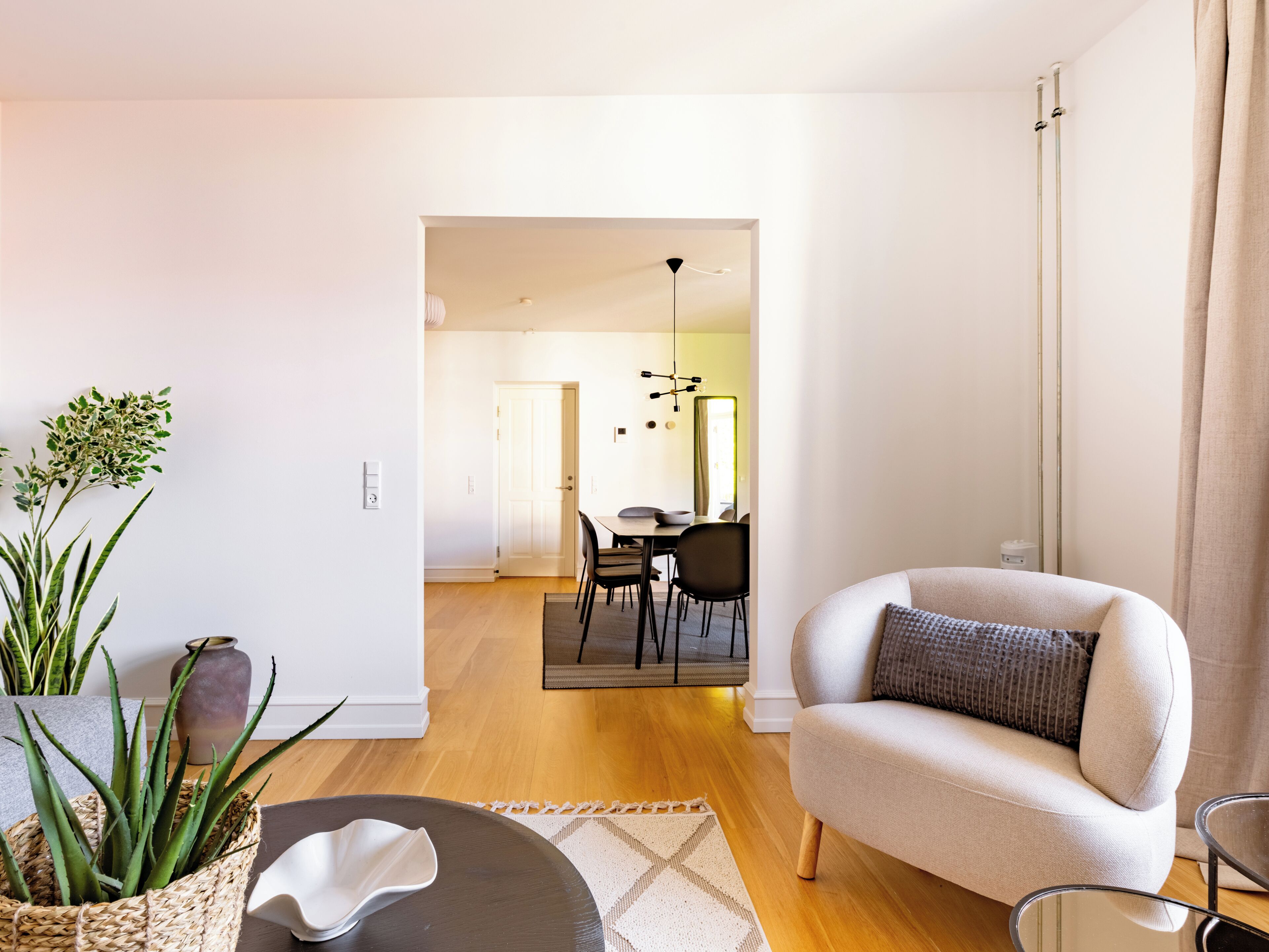 Apartment, 3 Bedrooms, Balcony, Garden View | Living room