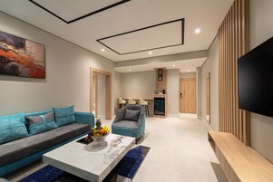 Family Suite | Television