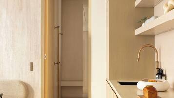 Apartment | Bathroom | Hair dryer, towels, shampoo