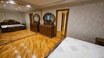 1 sovrum, strykjärn/strykbräda, internet och sängkläder