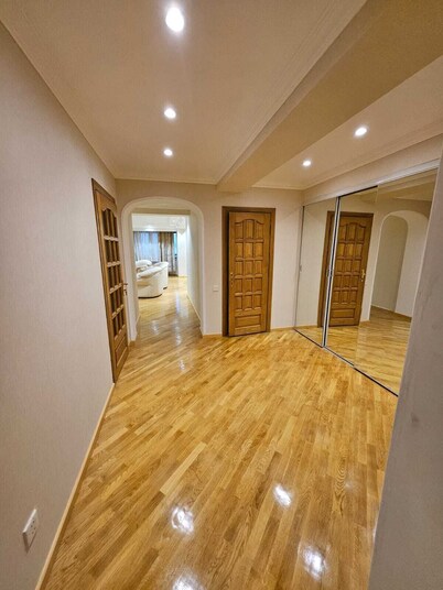 F1 Luxury Apartment.