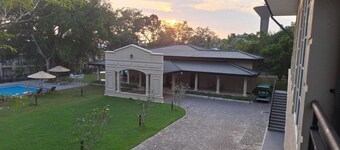 Family-sized cozy apartment