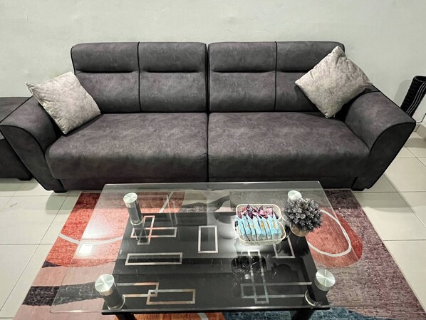 Living area - ValueRoomz Aeon Tebrau City IKEA KTV Movies FUN (Johor Bahru)