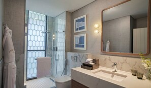 Shower, free toiletries, hair dryer, slippers - Palace Beach Resort (El Alamein)