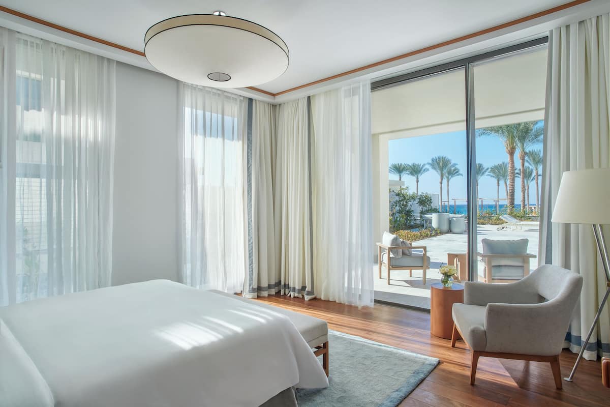 Premier Room Beach Access | Minibar, skrivebord, lydisolert og strykejern/-brett