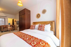 1 chambre, fer et planche à repasser, accès Internet, draps fournis