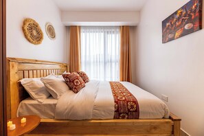 1 bedroom, iron/ironing board, Internet, bed sheets